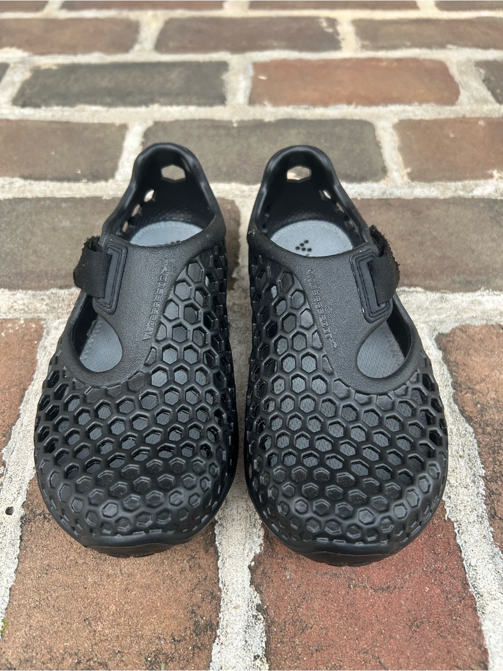 Vivobarefoot Ultra II Black Minimalist Outdoor Water Shoes 33 Kids 2